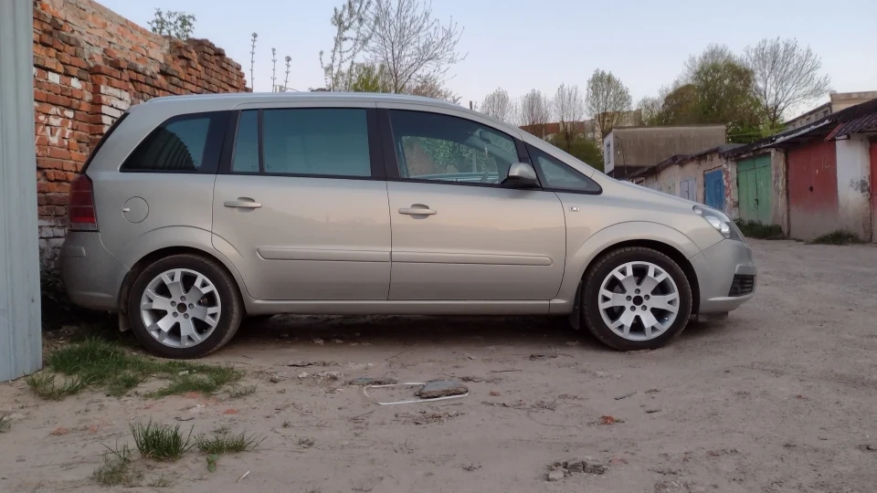 Opel Zafira Z18xer easytronik