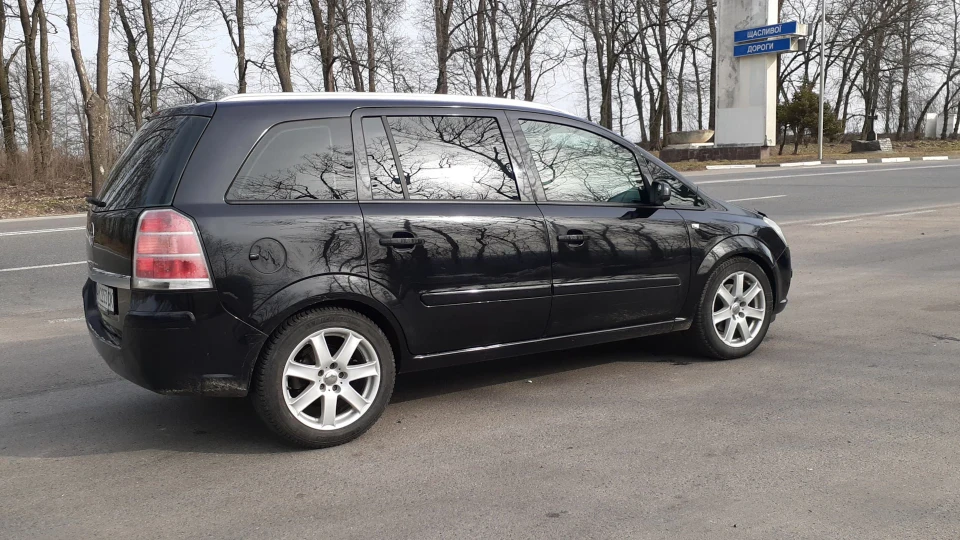 Opel Zafira Zafira 1.9 tdi 2