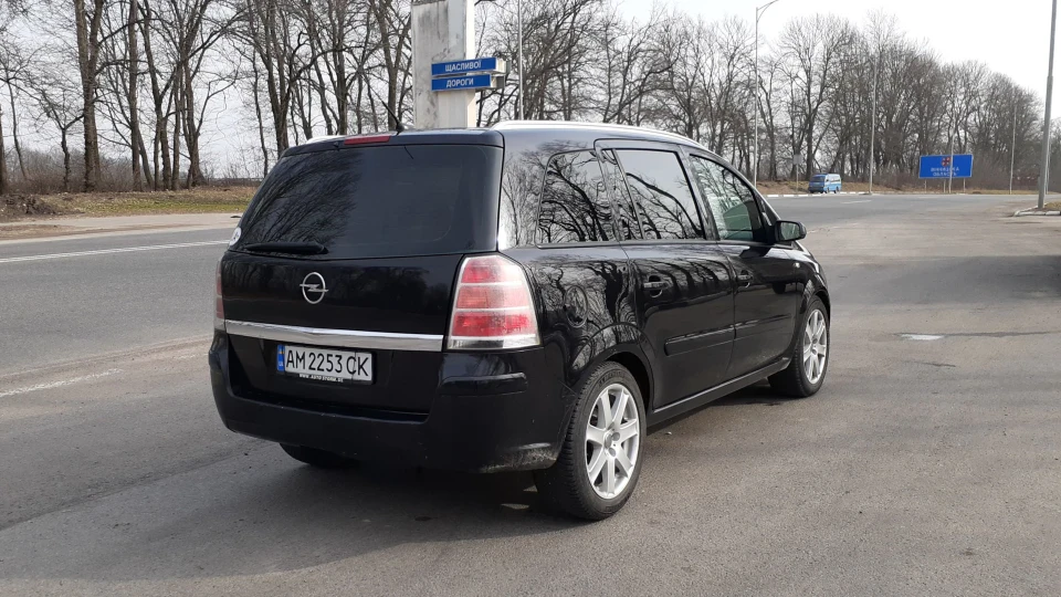 Opel Zafira Zafira 1.9 tdi 3