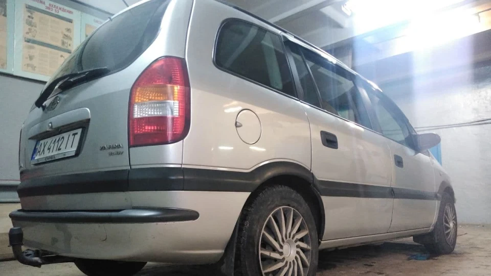 Opel Zafira Зефір поки не в шоколаді 2