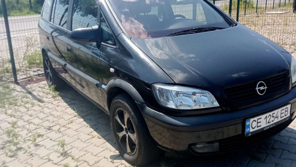 Opel Zafira Зефірка