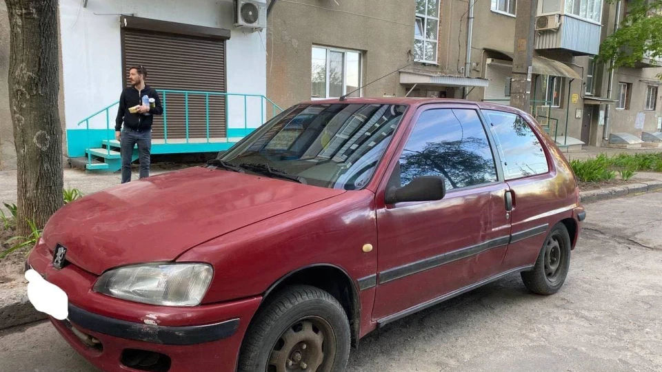 Peugeot 106