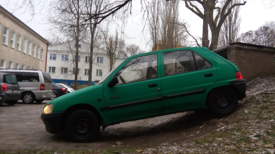 Peugeot 106