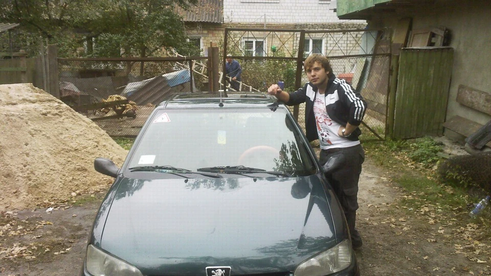 Peugeot 106 1.1 зелений металік 3
