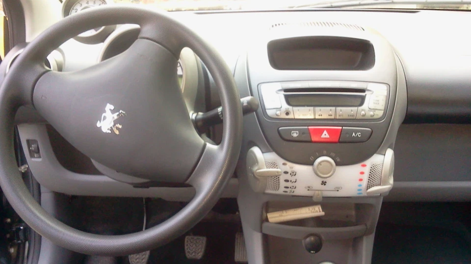 Peugeot 107 5