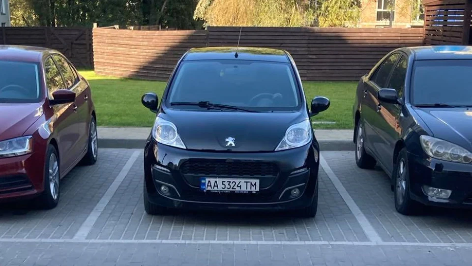 Peugeot 107 Уті-Шляху Жужа