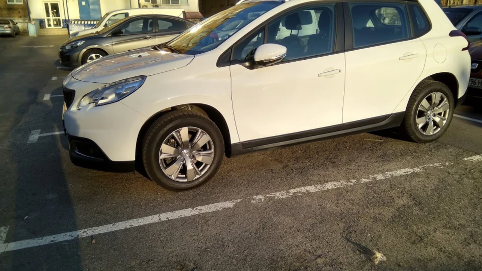 Peugeot 2008 1.2 110Hp 6EAT 3