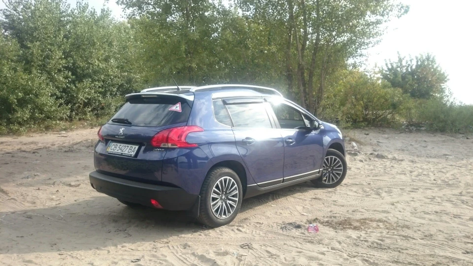 Peugeot 2008 Двигун 1.2, робот 3