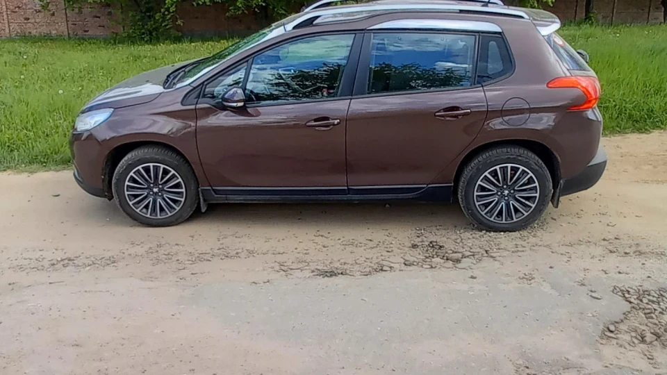 Peugeot 2008 Льова 3