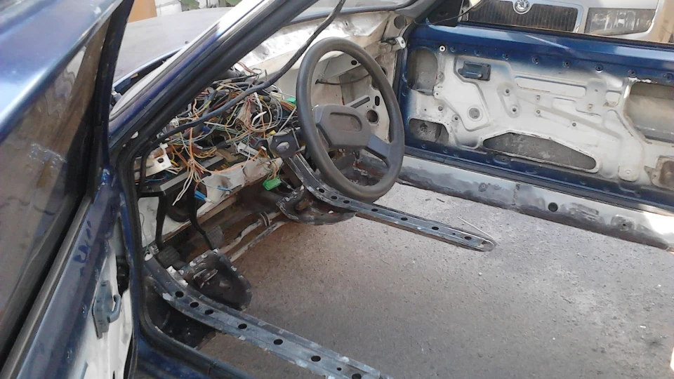 Peugeot 205 1.4 ХТ 4