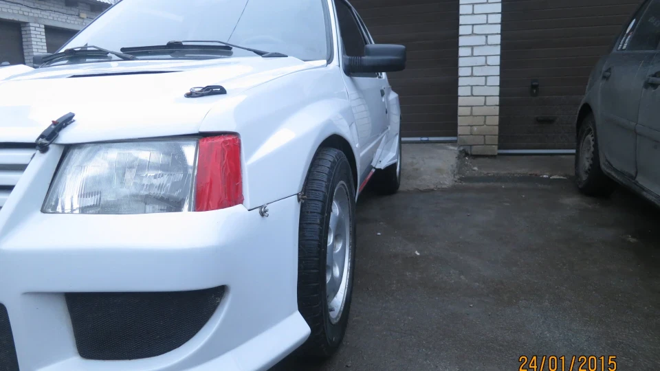 Peugeot 205 1.9 GTI 4