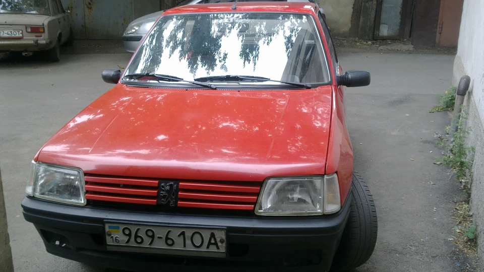 Peugeot 205 2 3