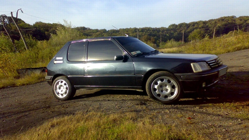 Peugeot 205 Diesel 5