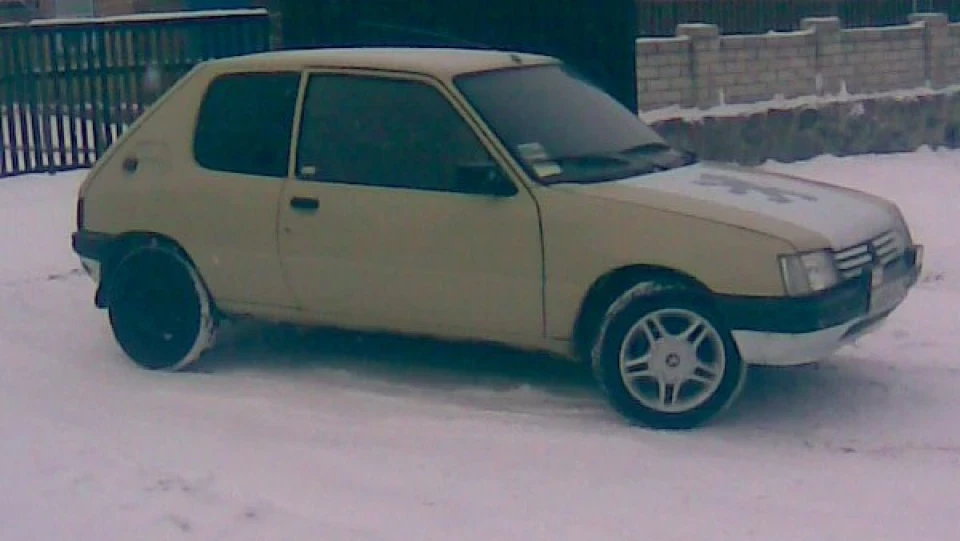 Peugeot 205 мільйонник 3