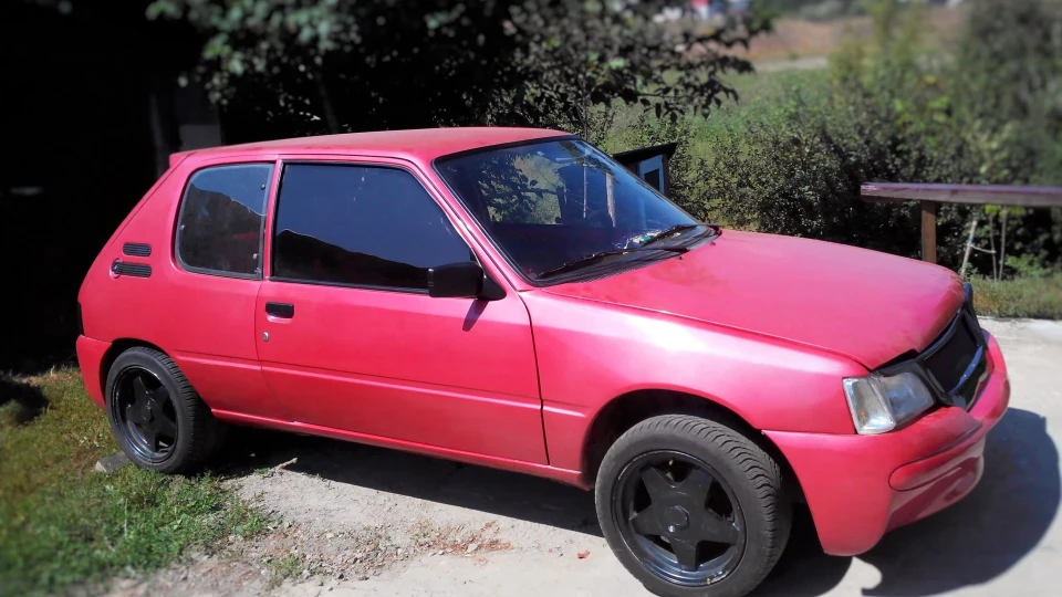 Peugeot 205 Жвавий малюк 3