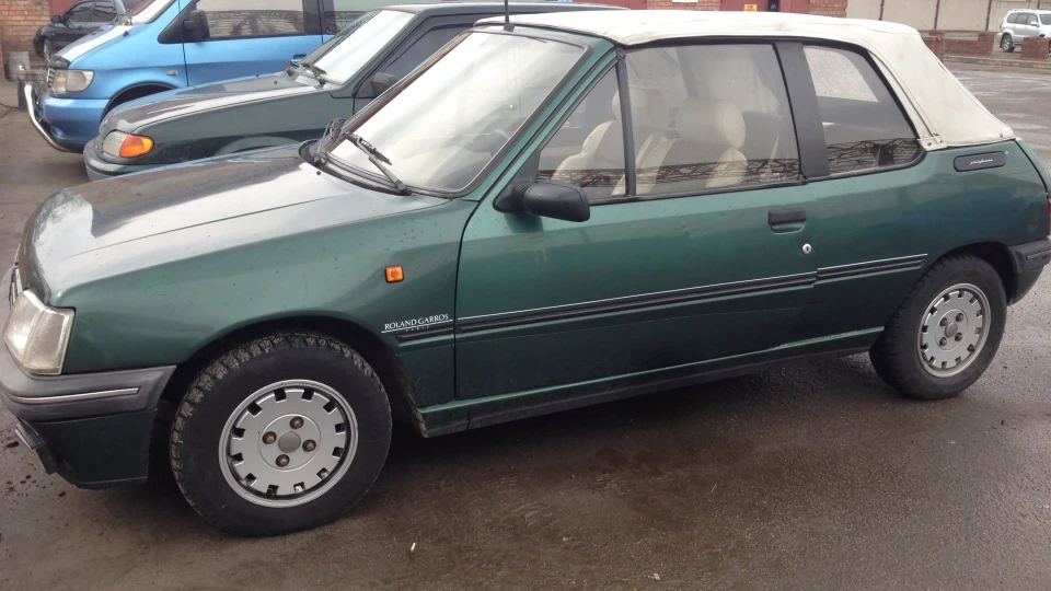 Peugeot 205 Roland Garros 2