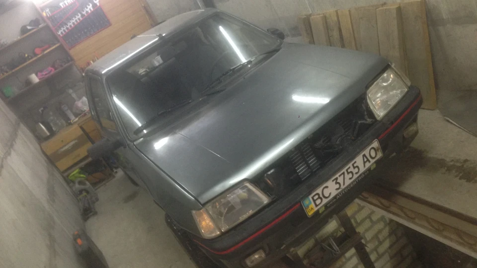 Peugeot 205 Шахрай