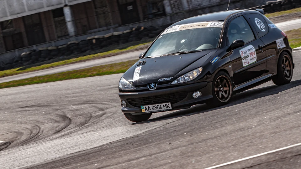 Peugeot 206 GTI #yobaracing 4
