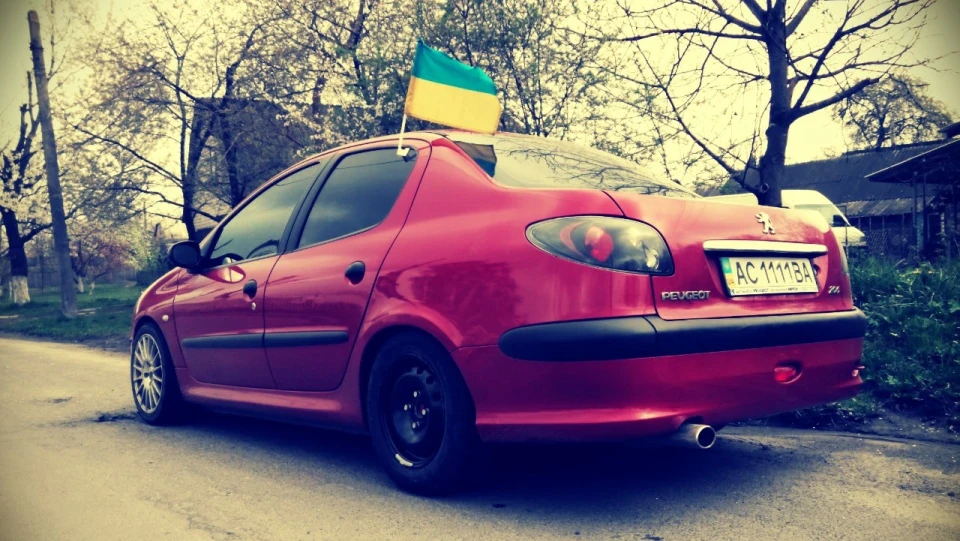 Peugeot 206 Sedan ALЯRMO 2