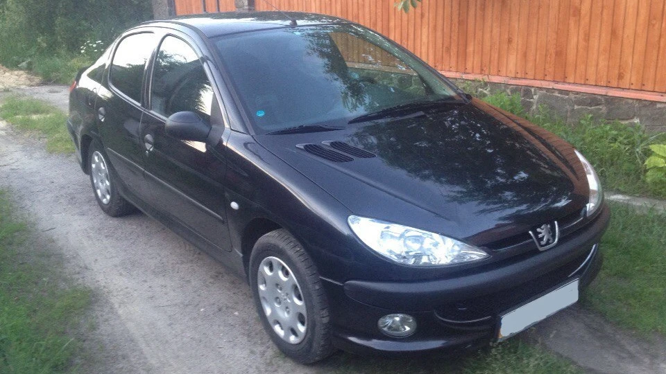Peugeot 206 Sedan XR 1.4 3