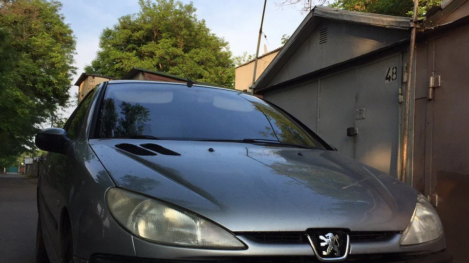Peugeot 206