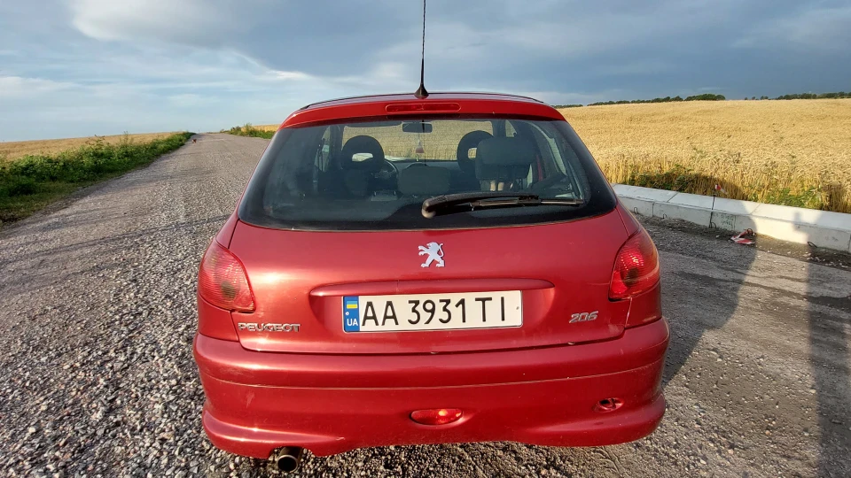 Peugeot 206