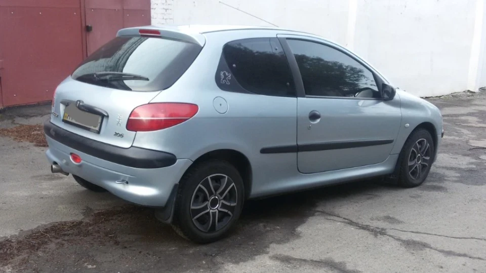 Peugeot 206 3