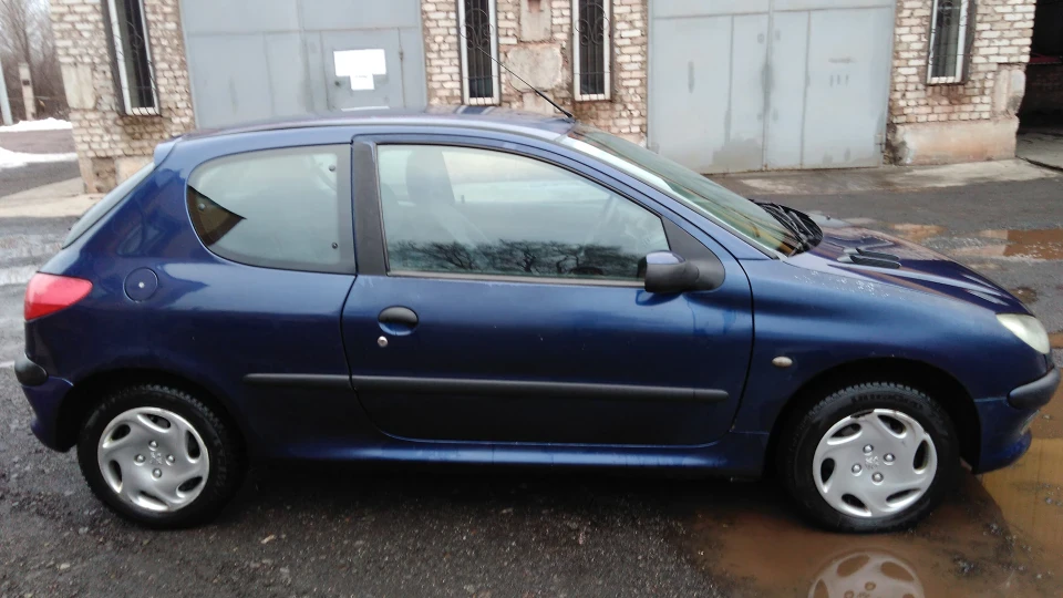 Peugeot 206