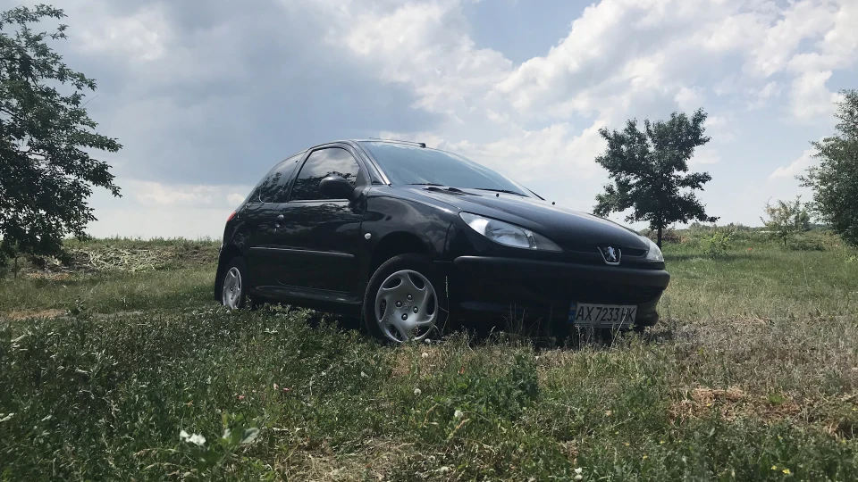 Peugeot 206 4