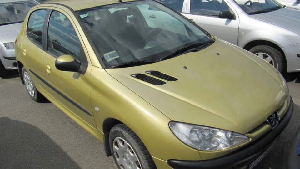 Peugeot 206 1.4 автомат 2