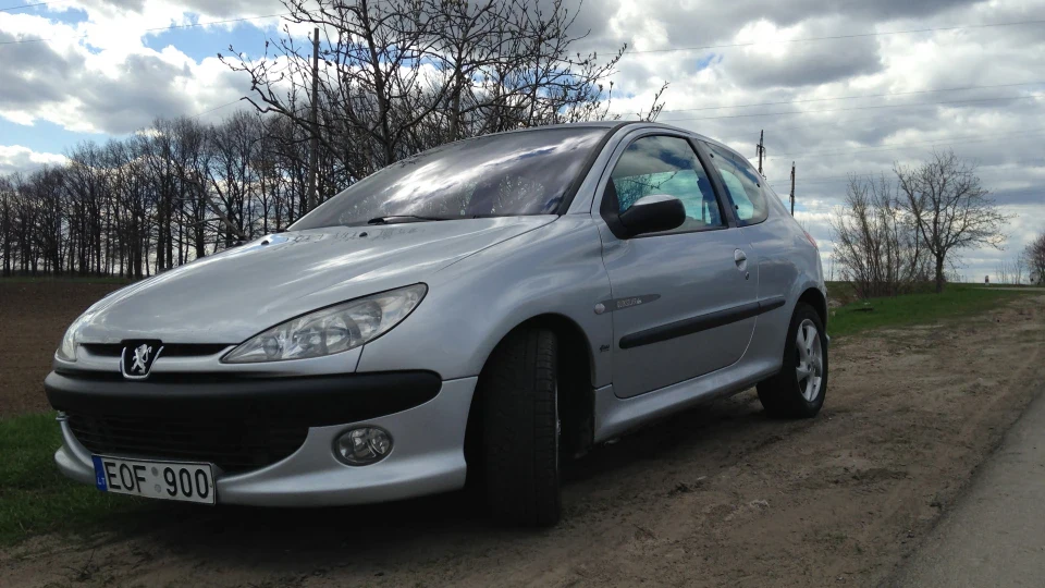 Peugeot 206 2.0 HDI QUICKSILVER 5