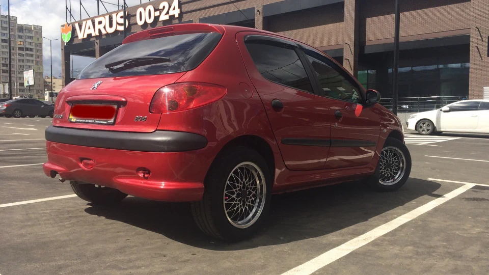 Peugeot 206 Помада! 2