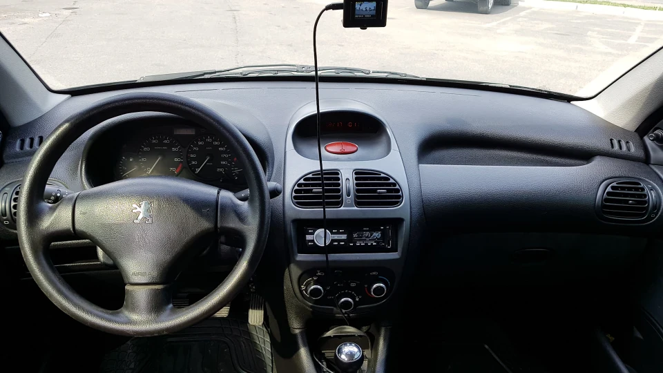 Peugeot 206 Пижа 4