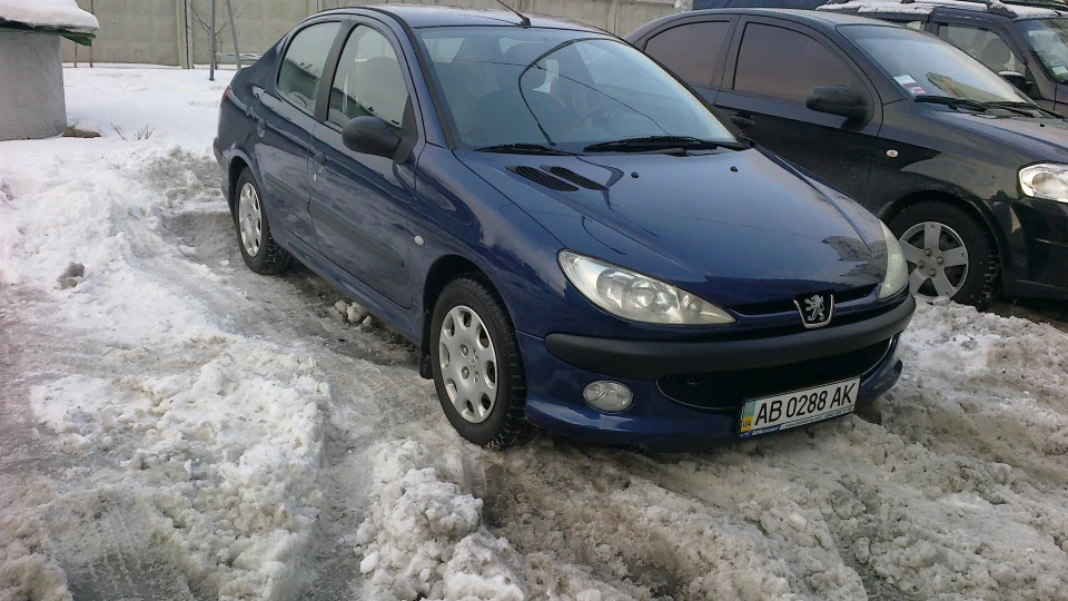 Peugeot 206 Седанчик 4