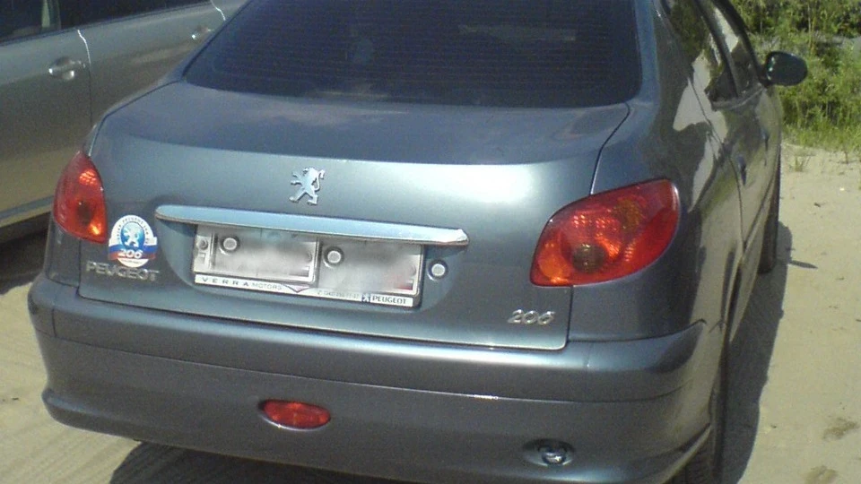 Peugeot 206 темно-сірий металік 2