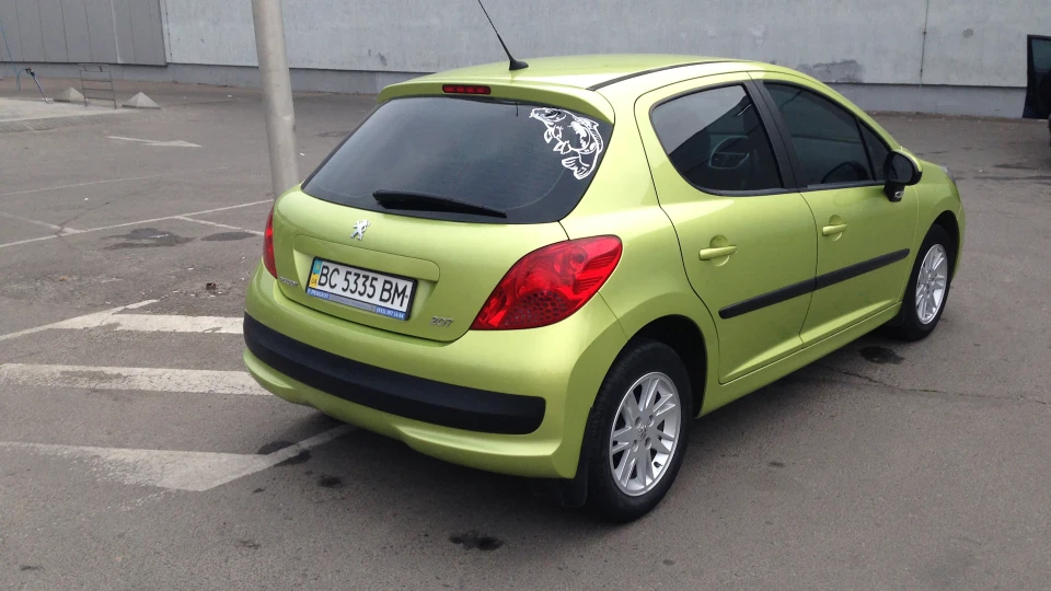 Peugeot 207 4