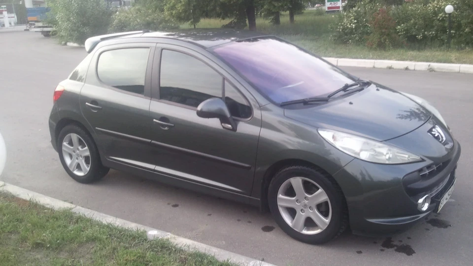 Peugeot 207 4