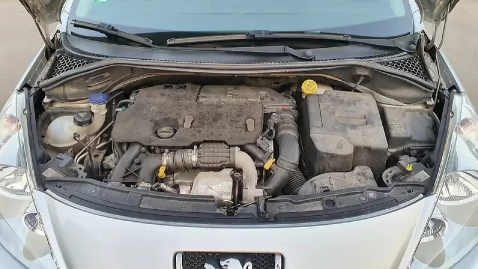 Peugeot 207 1.6 hdi dv6c 82kw bvm6 2
