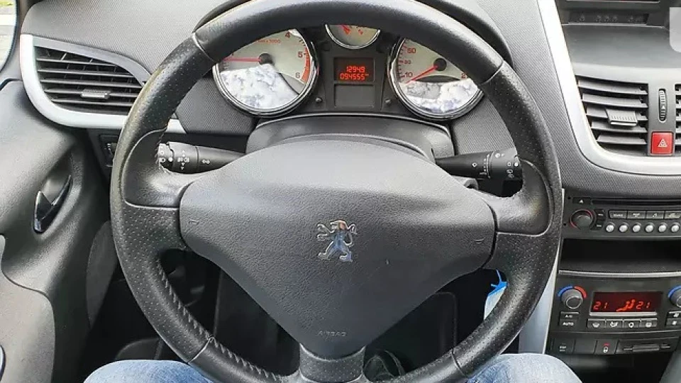 Peugeot 207 1.6 hdi dv6c 82kw bvm6 4