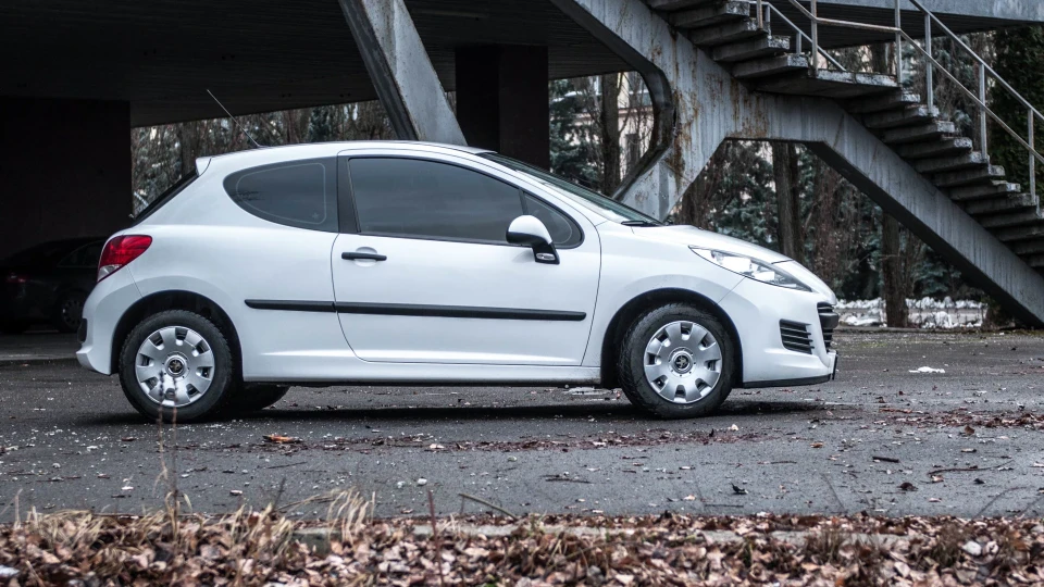 Peugeot 207 3D 5