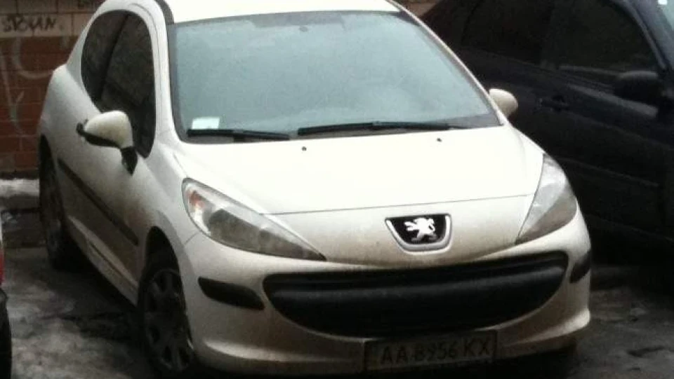 Peugeot 207 Біла машинка 3