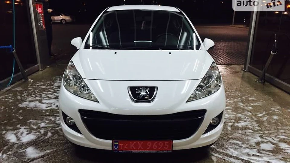 Peugeot 207 Пижон
