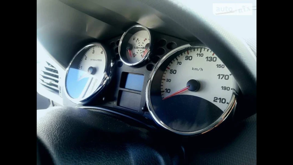 Peugeot 207 Третя