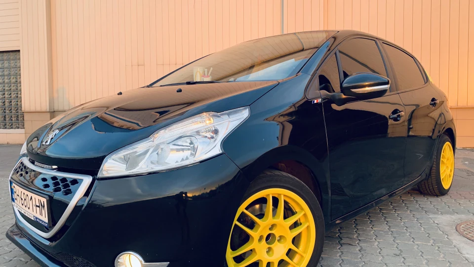 Peugeot 208 2