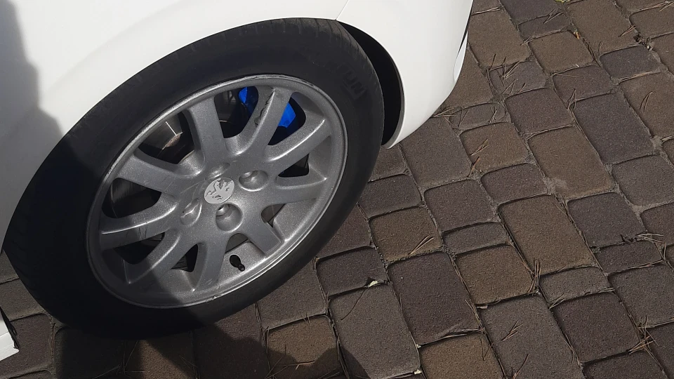 Peugeot 208 1 6 HDI 2