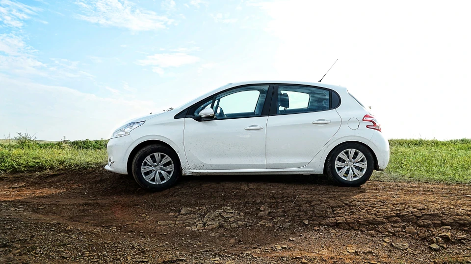 Peugeot 208 Diesel Power 3