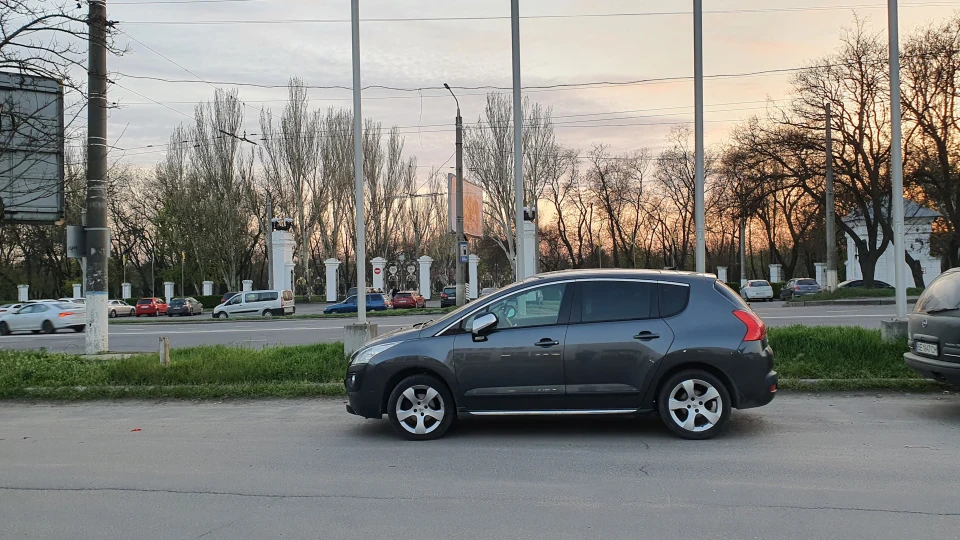 Peugeot 3008 4