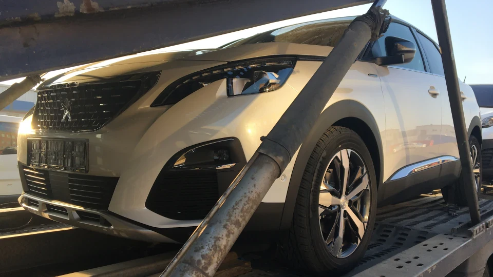 Peugeot 3008 2.0 Blue HDI 130 Kw 3