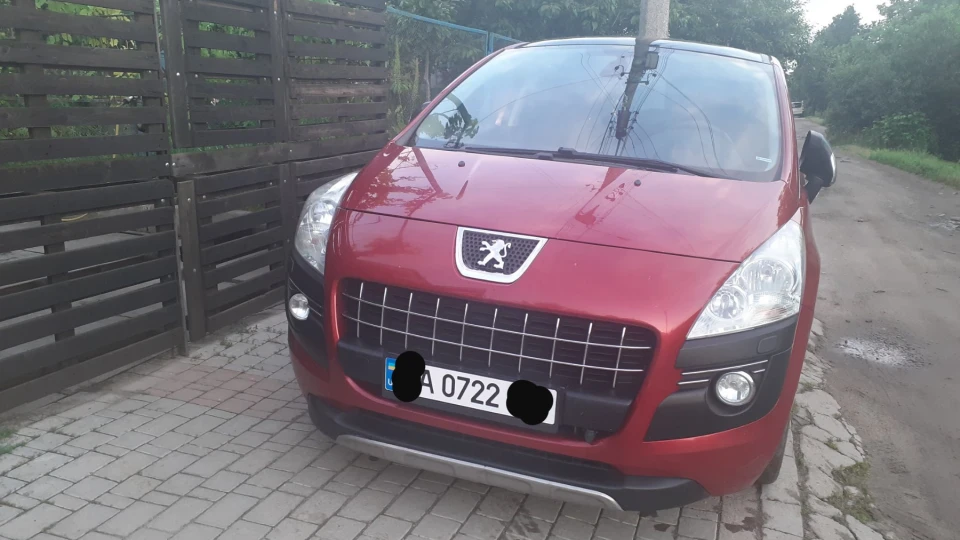 Peugeot 3008 PANORAMA CHROME