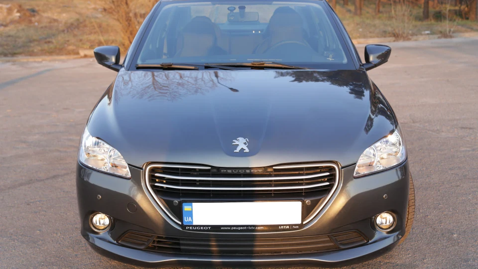 Peugeot 301 5